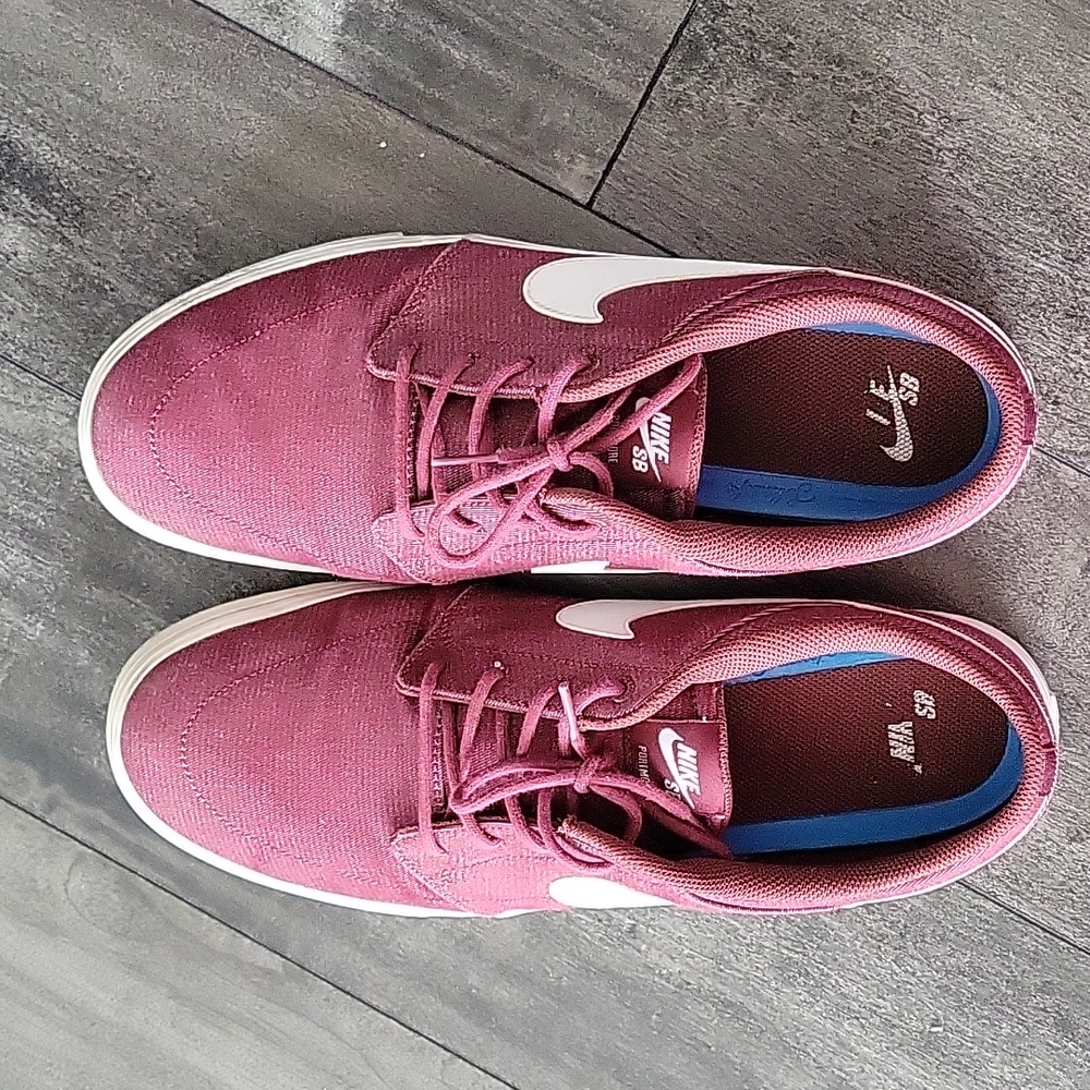 Nike shoes